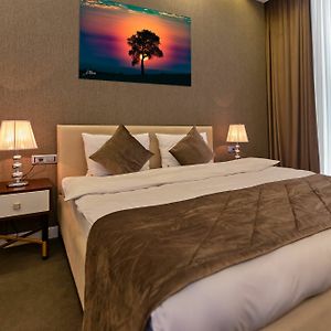 Large King Room